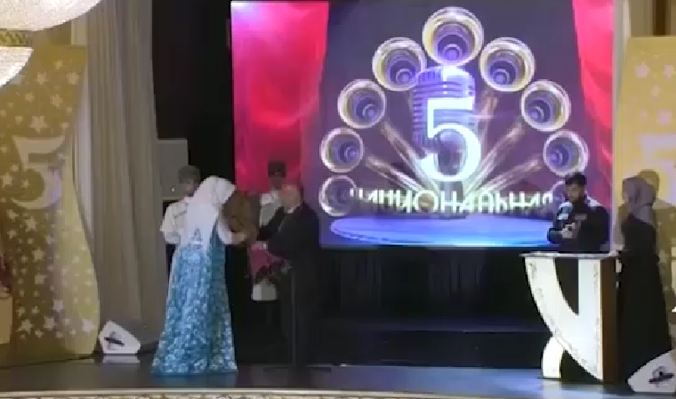 Слушатели радио &quot;Грозный&quot; голосуют в рамках конкурса &quot;Национальная пятерка&quot;