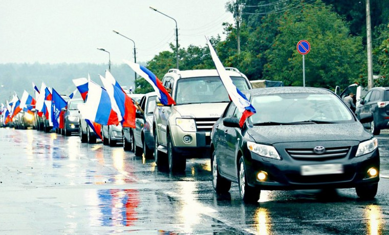 В Новосибирске прошла масштабная акция в поддержку вооруженных сил РФ на Украине