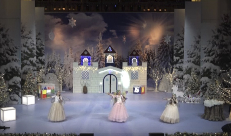 В Грозном для детей из нуждающихся семей проводят новогодние концерты