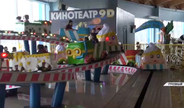 За помощью в фонд имени Ахмата-Хаджи Кадырова ежедневно обращаются десятки людей 