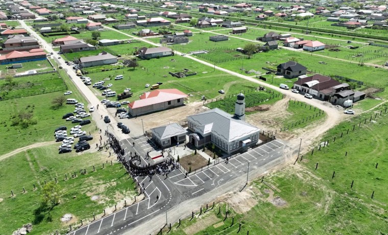 В Гудермесе открылась новая мечеть на 1000 верующих