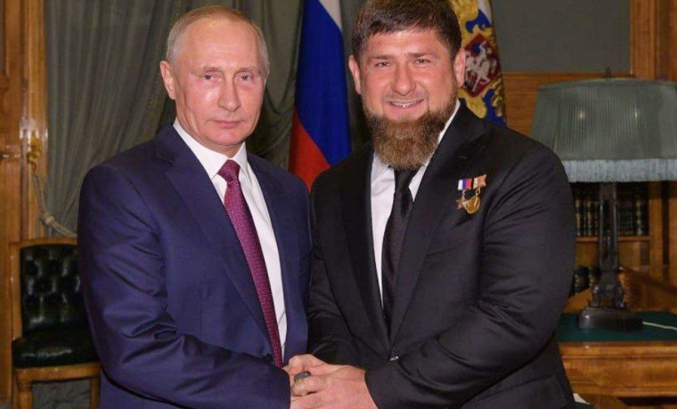 Президент РФ Владимир Путин поздравил Рамзана Кадырова с днем рождения