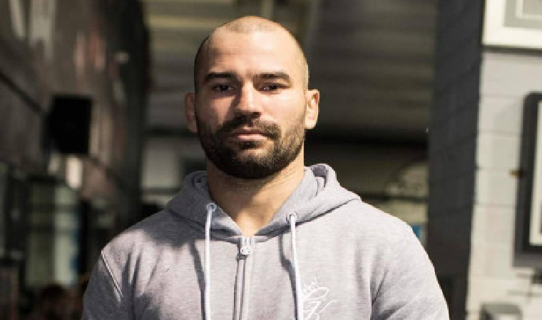 Артем Лобов готов встретиться с Зубайром Тухуговым в рамках лиги WFCA