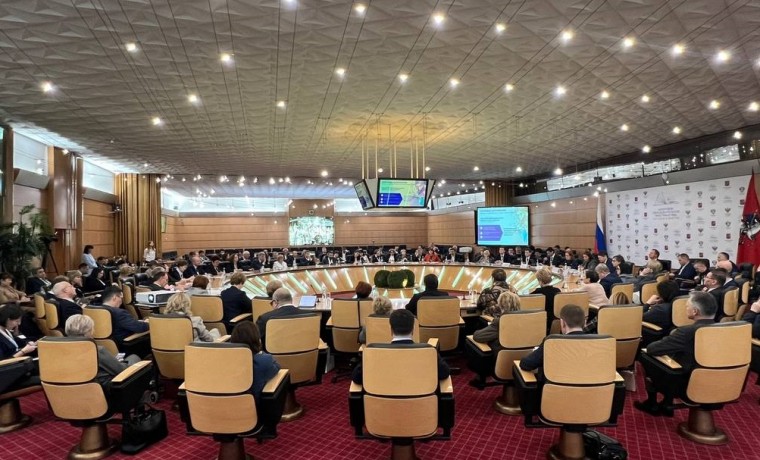 С 1 января в чеченских школах планируют использовать электронные дневники и журналы