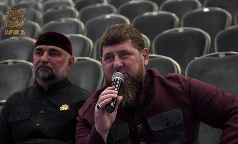 Рамзан Кадыров представил нового директора Государственному ансамблю «Вайнах»