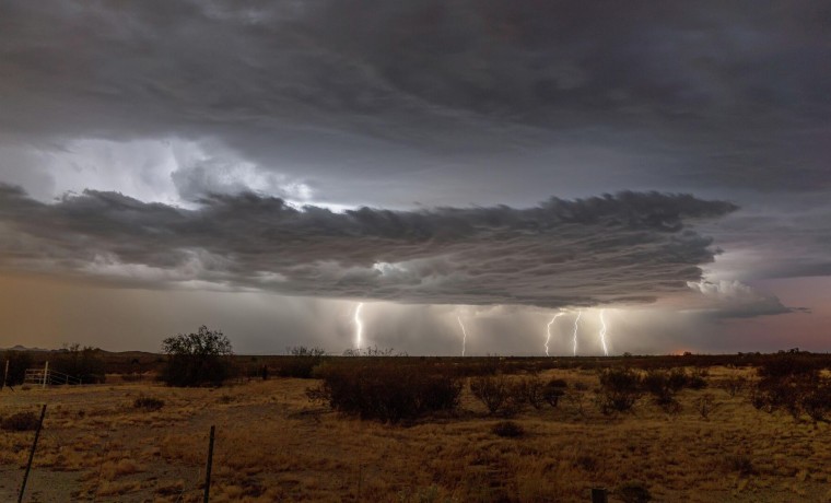 Российские ученые вместе с коллегами из ОАЭ создают технологию вызова дождя в засуху