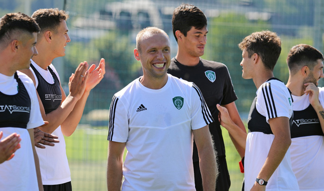 Футболист Денис Глушаков объяснил свою мотивацию в клубе &quot;Ахмат&quot; 