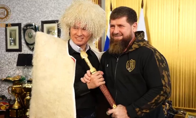 Бату Хасиков посетил Чеченскую Республику