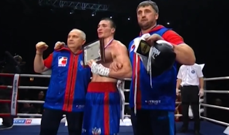 В Москве состоялась встреча по боксу между сборными России и мира, посвящённая Дню Героев Отечества