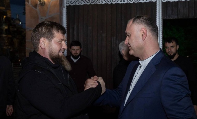 Алан Гаглоев почтил память Первого Президента ЧР, Героя России Ахмата-Хаджи Кадырова