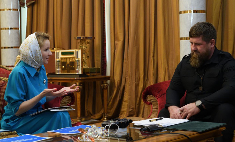 Рамзан Кадыров провел встречу с Уполномоченным при Президенте по правам ребенка