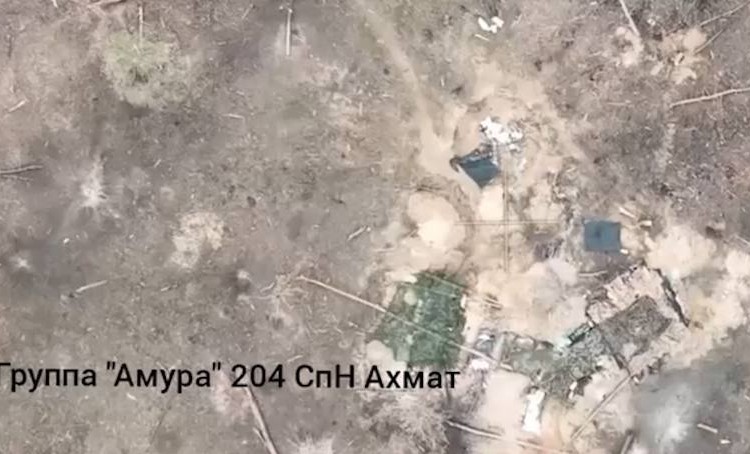 Спецназ «АХМАТ» продолжает делиться с нами эффектными кадрами работы группы «Амура»