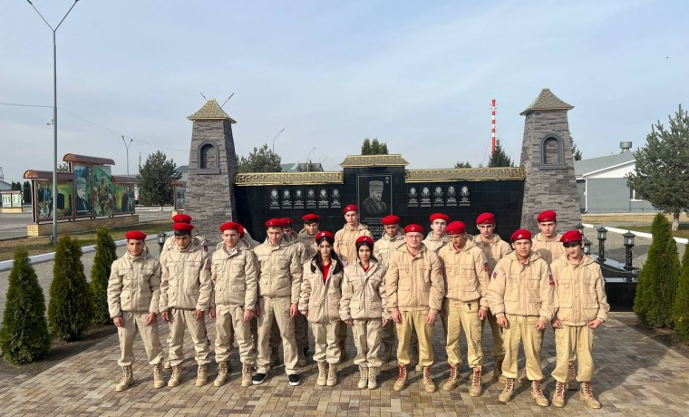 В Урус-Мартановском полку Росгвардии состоялся День призывника