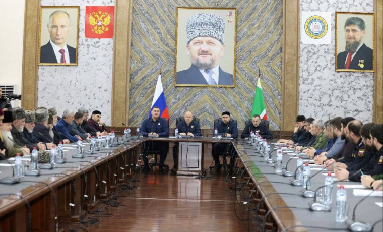 В Шали состоялось совещание по вопросам подготовки и проведения выборов Президента РФ