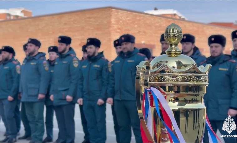 Пожарные из Грозного и Курчалоевского района стали лучшими на соревнованиях по боевому развертыванию