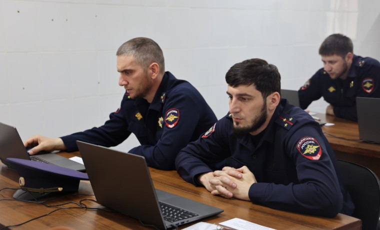 В МВД по ЧР определили «Лучшего по профессии» среди сотрудников штабных подразделений