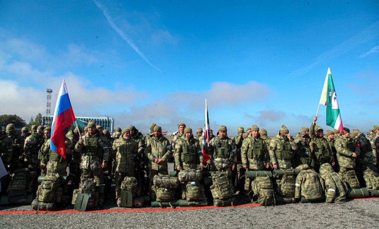 В зону СВО из Грозного отправилась очередная группа добровольцев