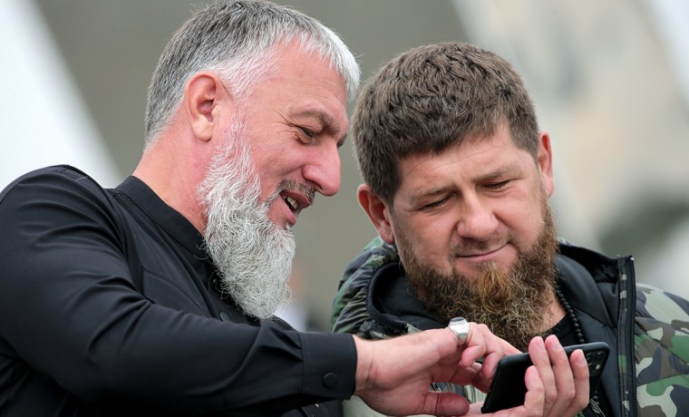 Адам Делимханов встретился в зоне СВО с командирами чеченских подразделений