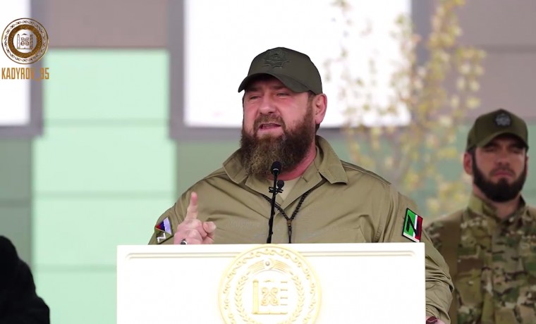 В Ханкале прошло построение личного состава Полка спецназначения «Север-АХМАТ»